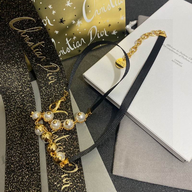 Dior Necklace 03lyr80